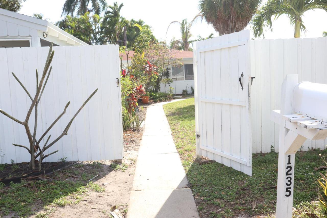 Tropical Retreat ** 2 Bedroom ** Singer Island West Palm Beach Bagian luar foto