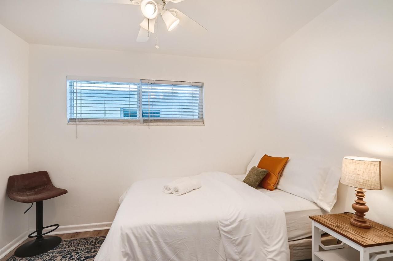 Tropical Retreat ** 2 Bedroom ** Singer Island West Palm Beach Bagian luar foto