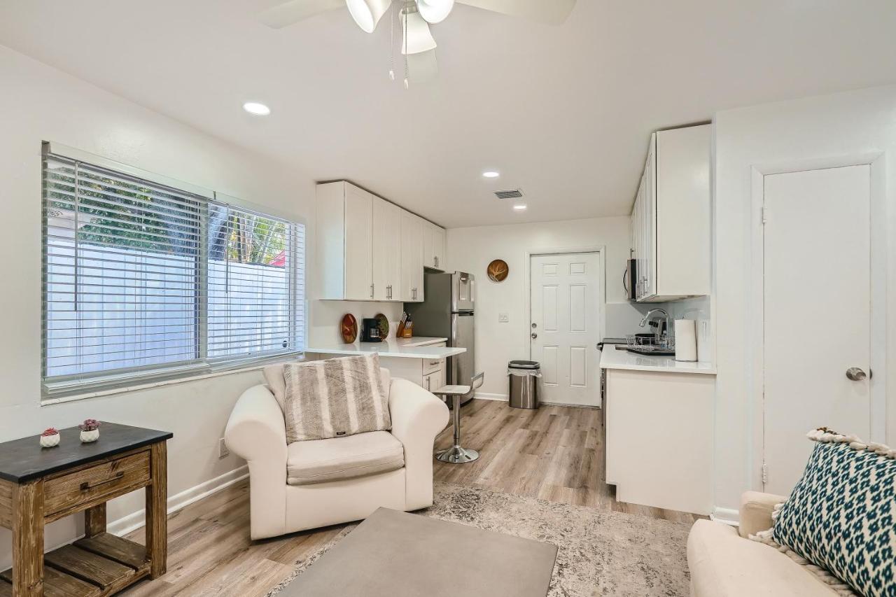 Tropical Retreat ** 2 Bedroom ** Singer Island West Palm Beach Bagian luar foto